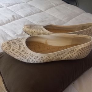 Dr. Scholl's slip on Flats size 9 woman's